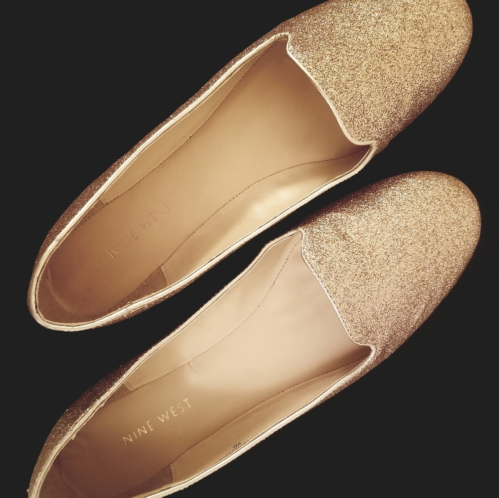Gold flats that sparkle! NINE WEST.  Size 9.